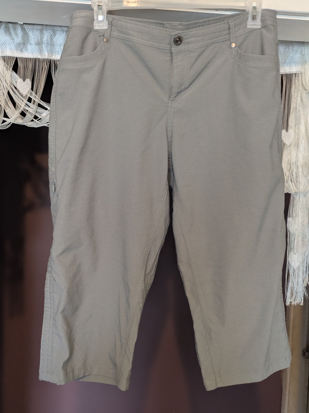 Kuhl Women's Grey Capris